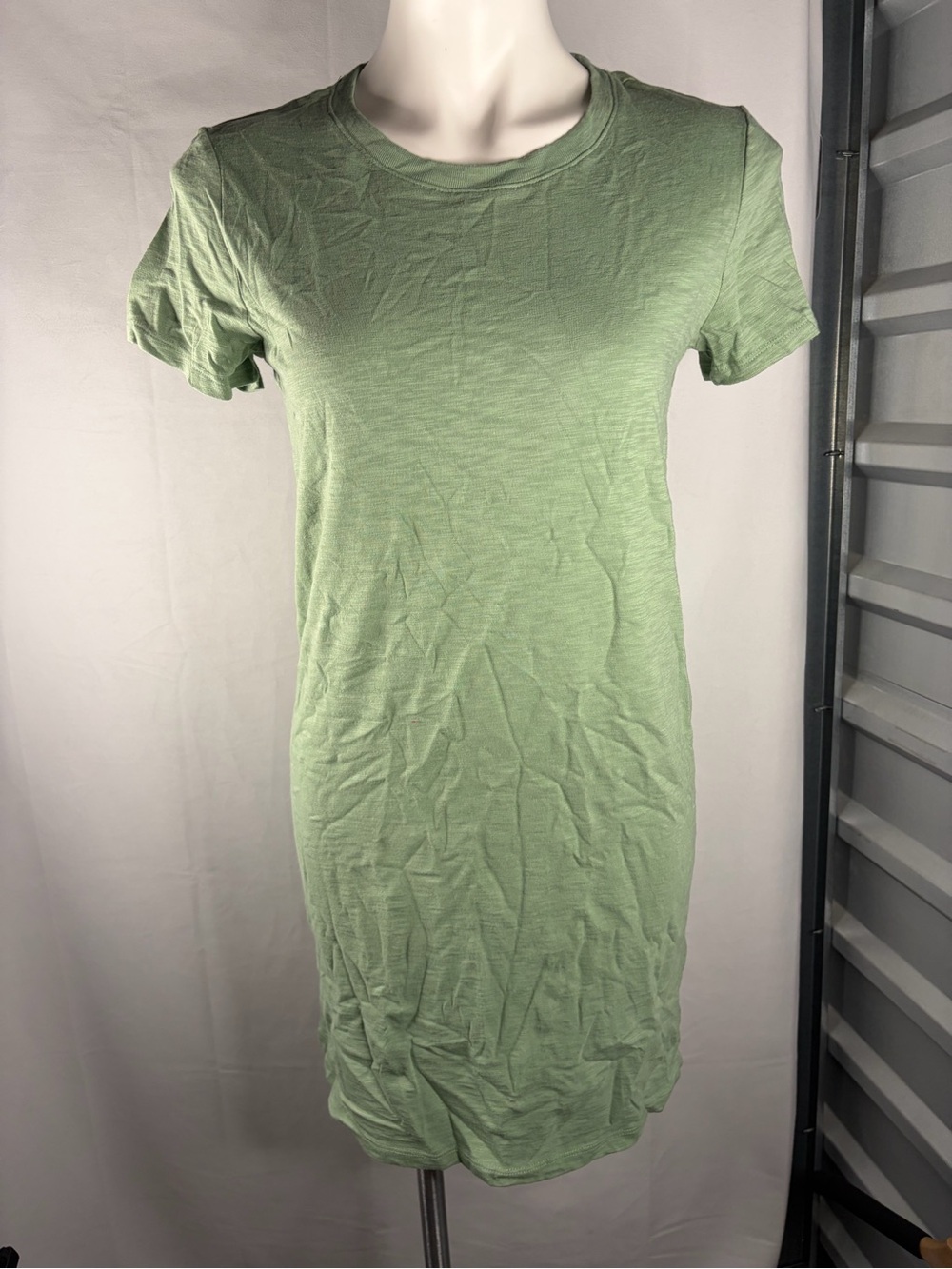 Universal Thread Short Sleeve Crewneck Dress - Sage Green